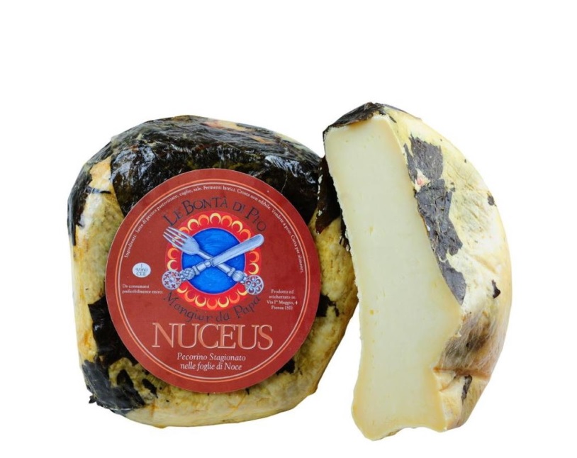 Pecorino stagionato nelle foglie di noce NUCEUS